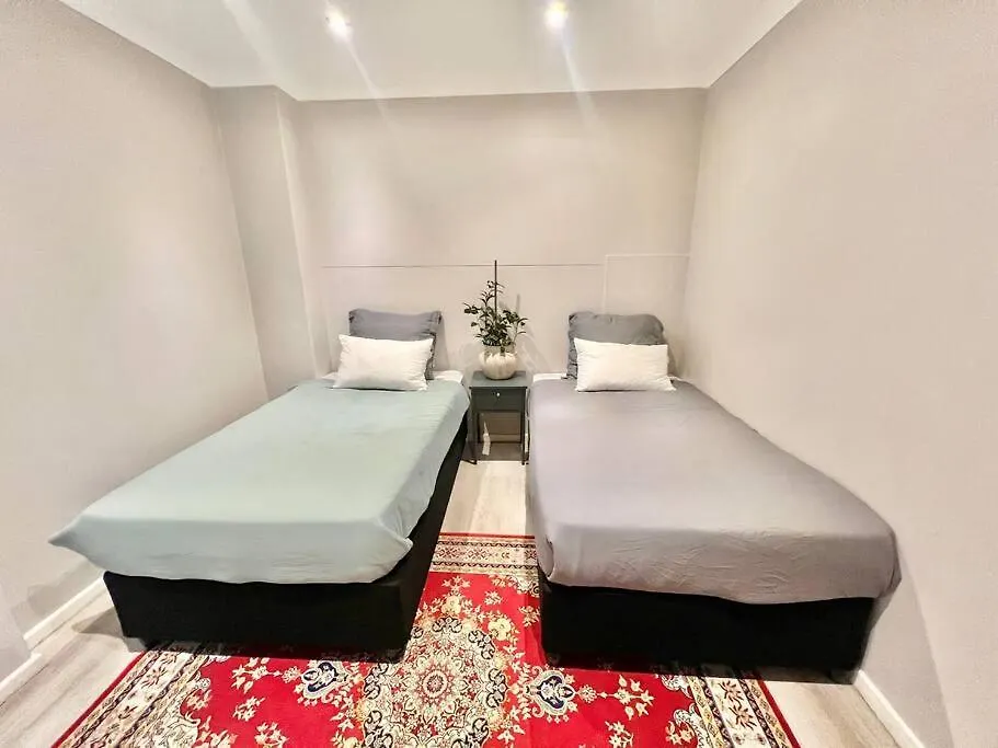 Homey Apartment With Table Mountain Views Cape Town 0*,