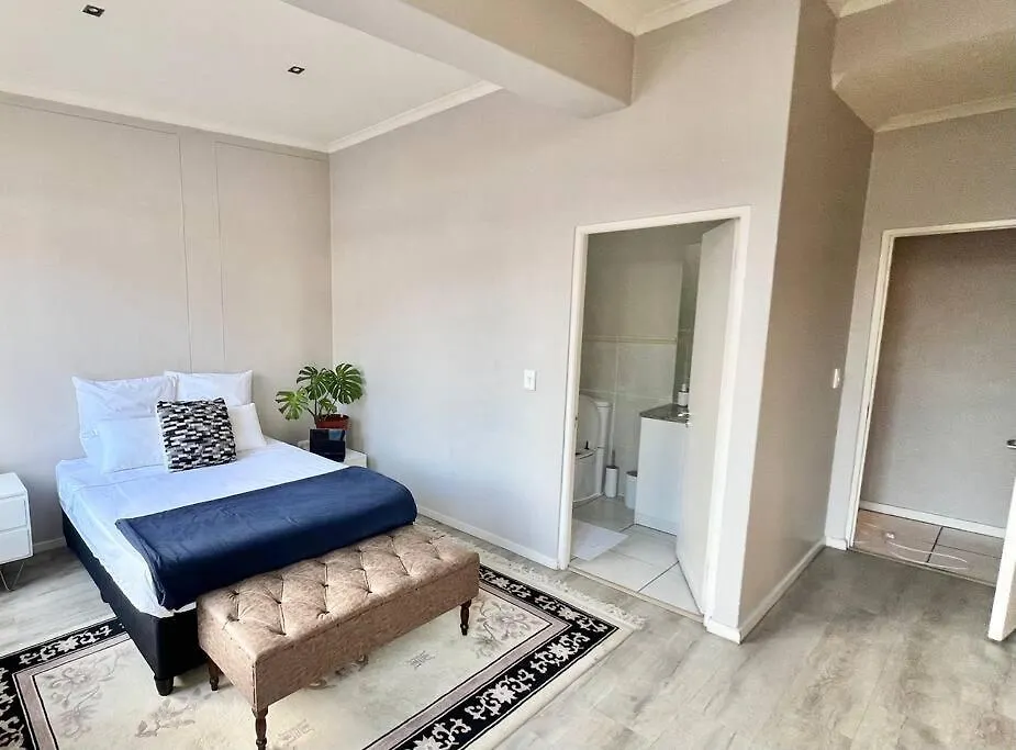 Homey Apartment With Table Mountain Views Cape Town 0*,
